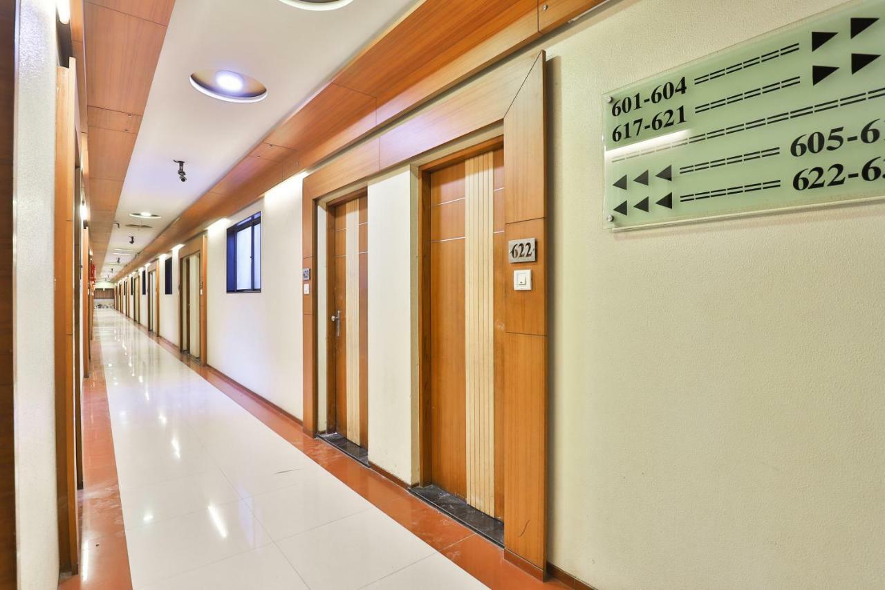 Hotel Ostria Surat Dış mekan fotoğraf