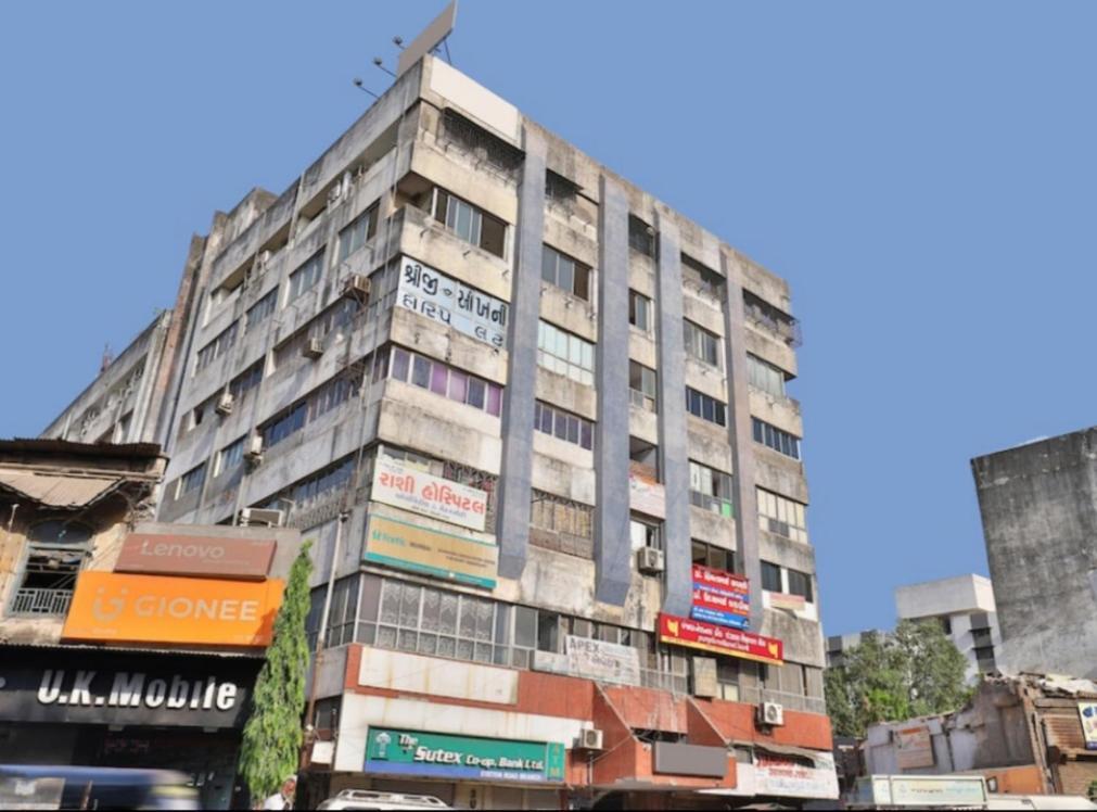 Hotel Ostria Surat Dış mekan fotoğraf